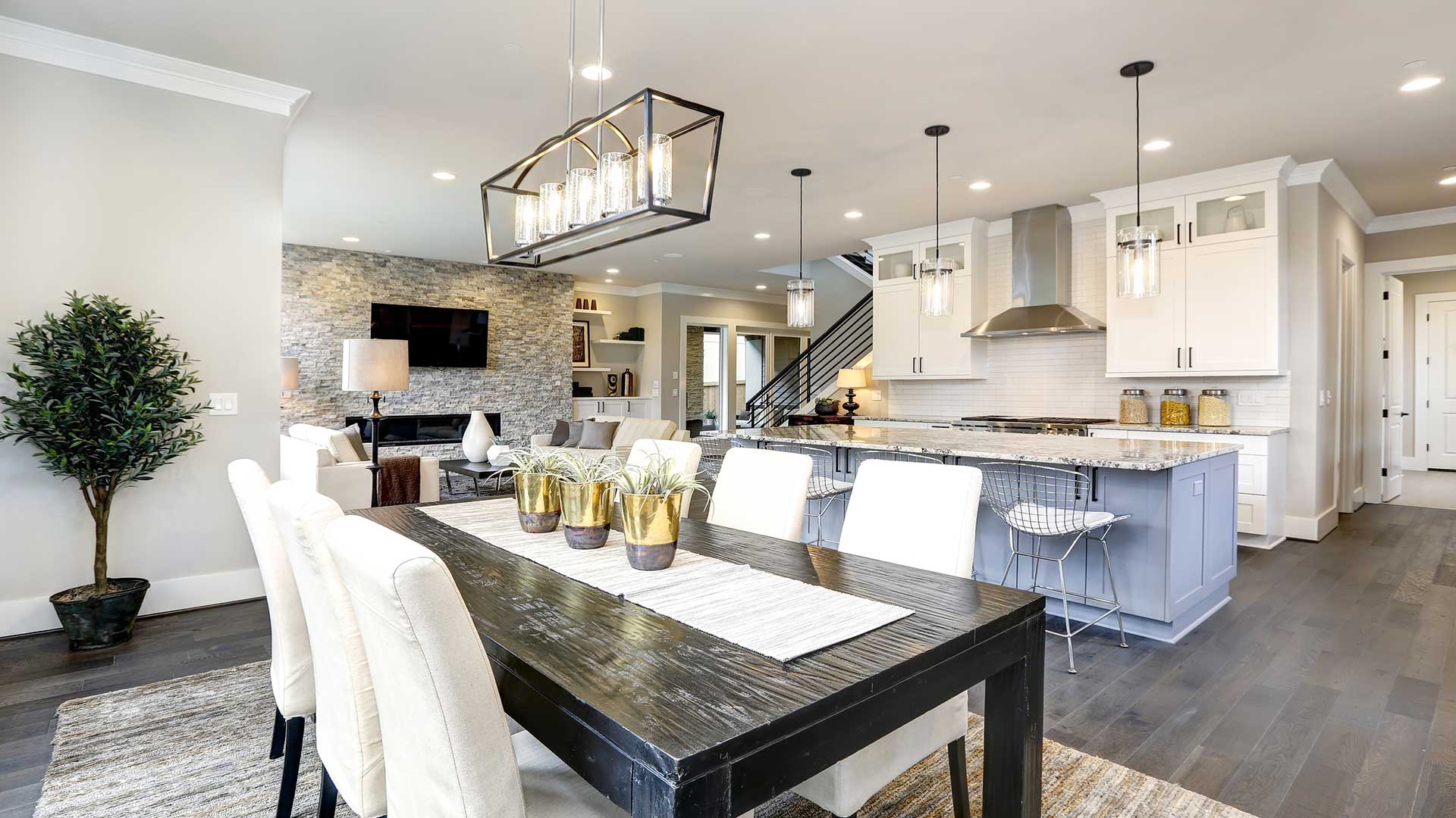 Kitchen by Aries Kitchen & Bath